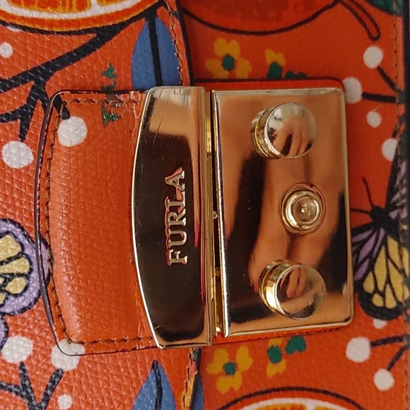 FURLA METROPOLIS SHOULDER BAG - Picture 2 of 4